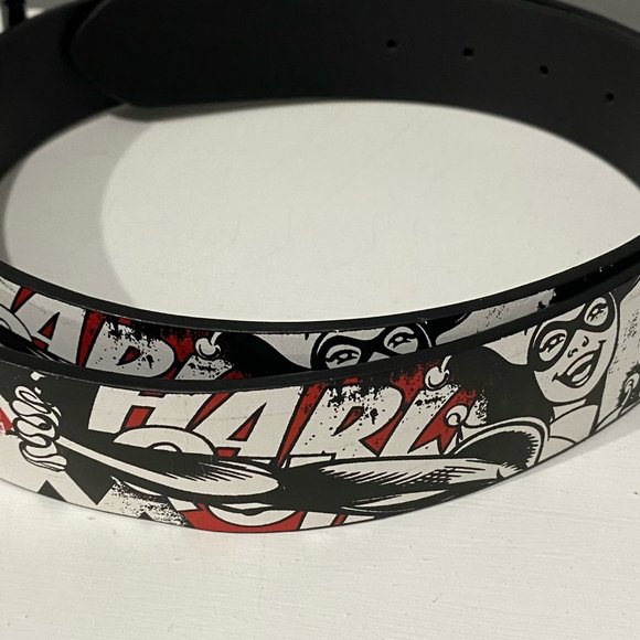 DCU Harley Quinn belt - Picture 3 of 5